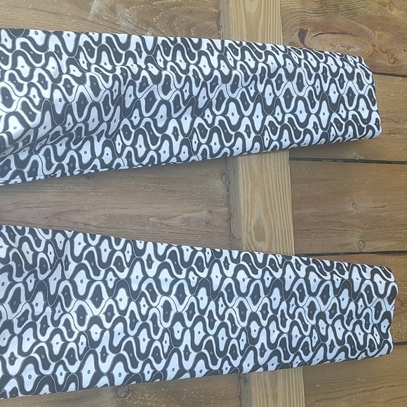 J. McLaughlin Retro Straight Leg Pants - Picture 7 of 9